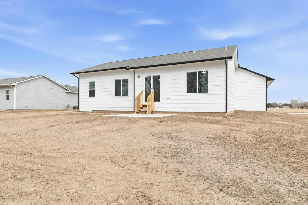 907 W 17th Harper KS 67058