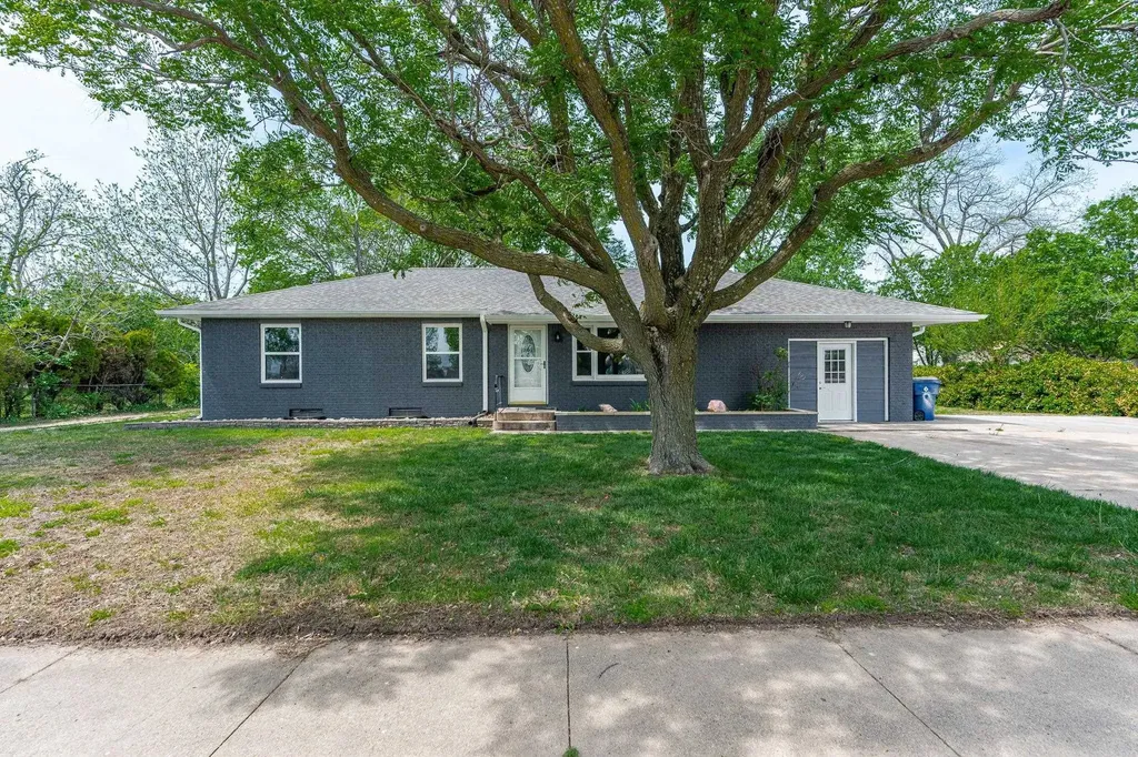 335 N Sherman Street Andale KS 67001