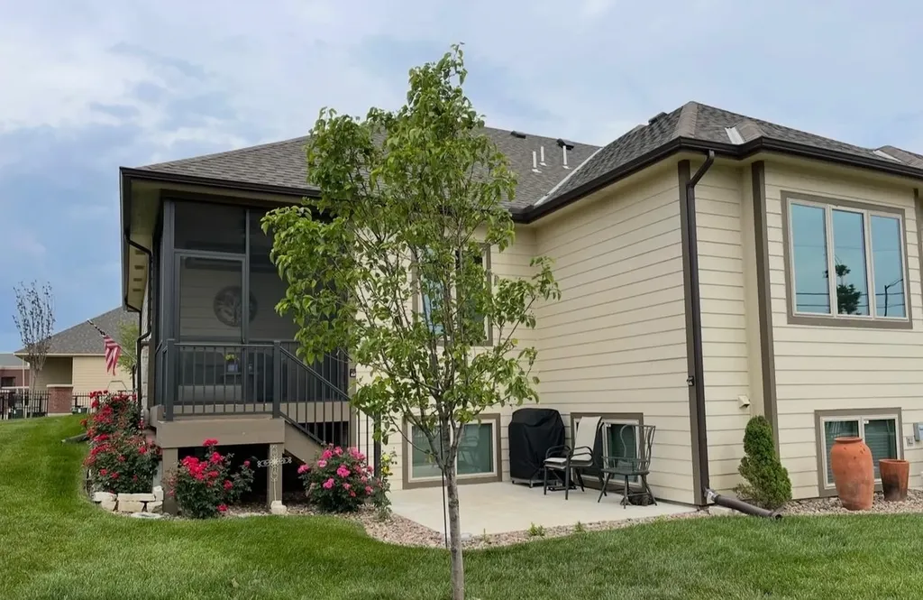 818 N Mccloud Circle Andover KS 67002