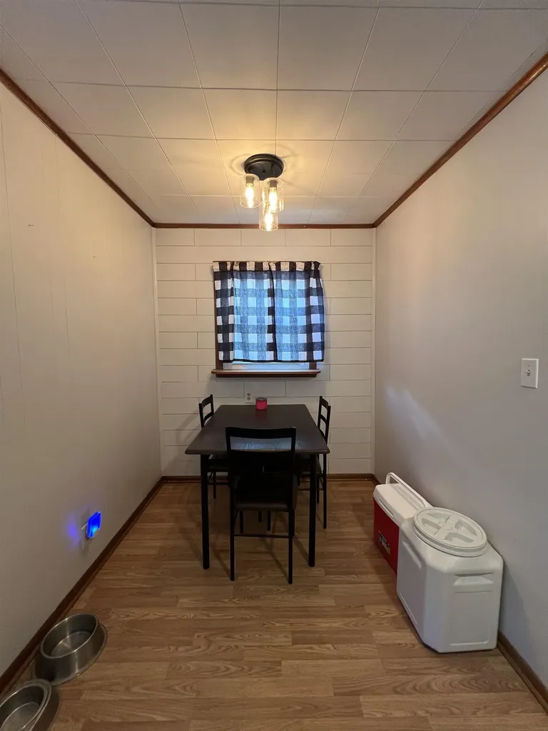 2016 Loomis Street Winfield KS 67156