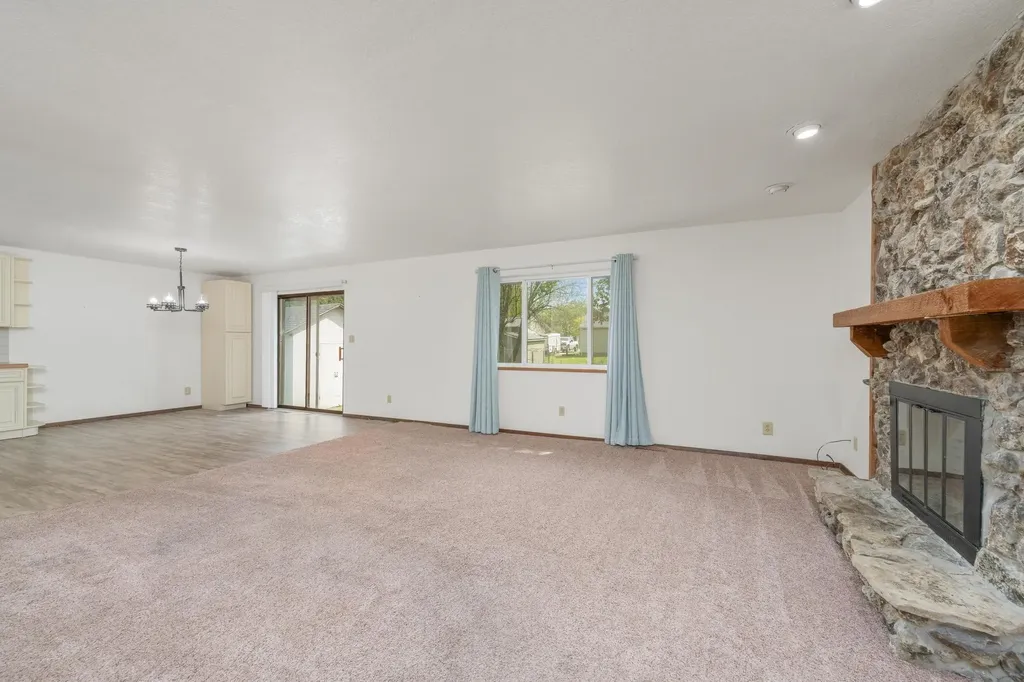 360 N Wichita Street Benton KS 67017