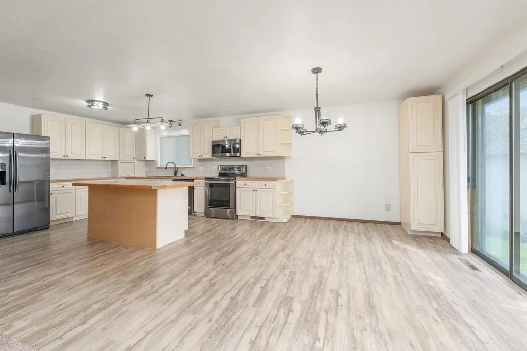 360 N Wichita Street Benton KS 67017
