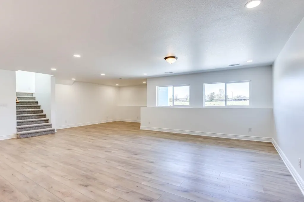 464 S Stoney Creek Street Clearwater KS 67026
