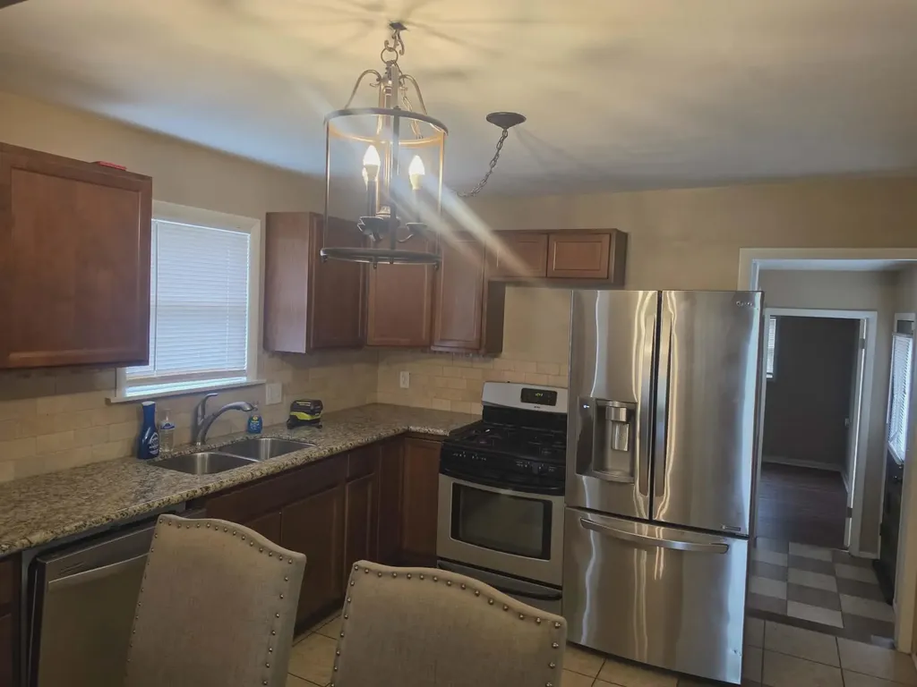 814 N Clara Street Wichita KS 67212
