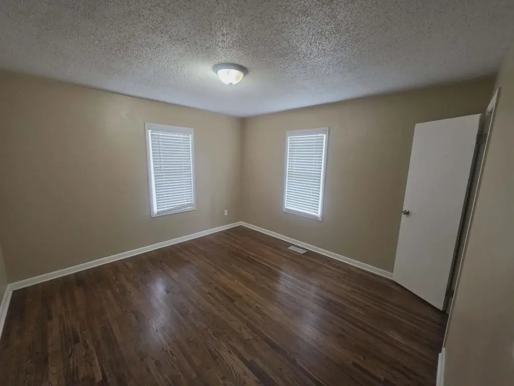 814 N Clara Street Wichita KS 67212