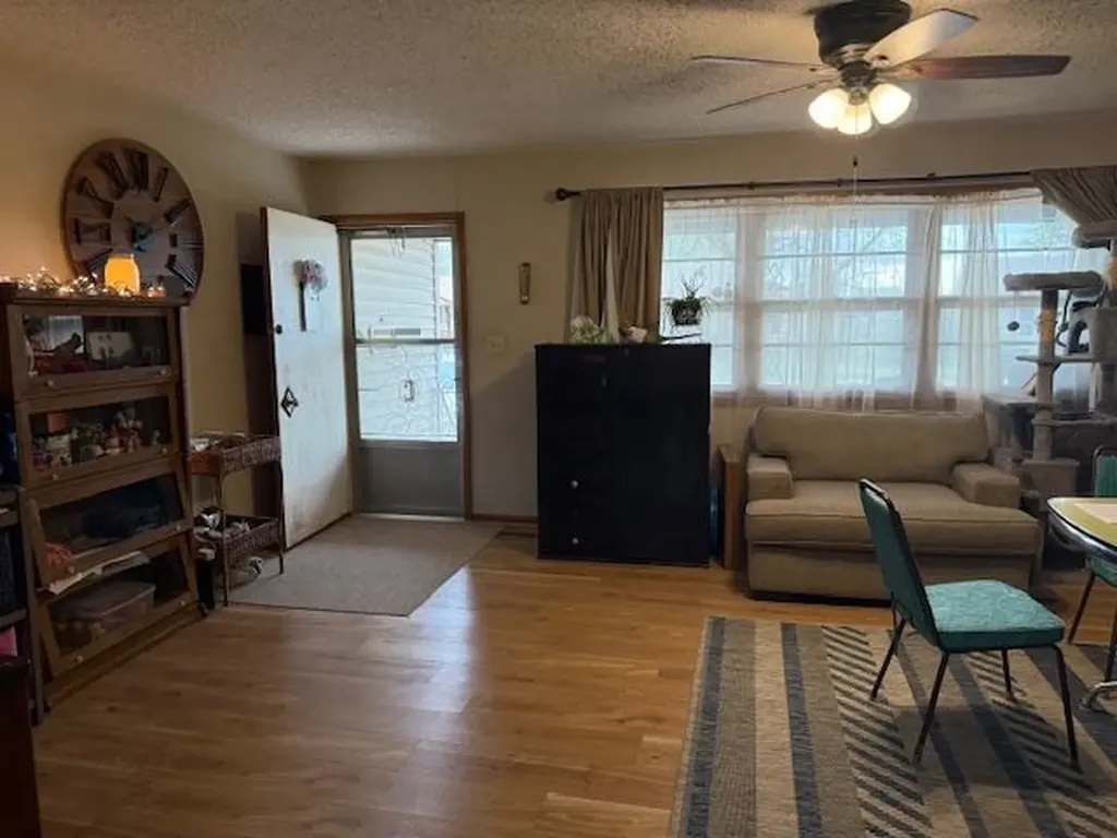 1606 N B Street Wellington KS 67152