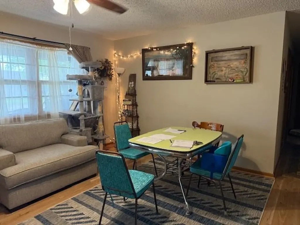 1606 N B Street Wellington KS 67152