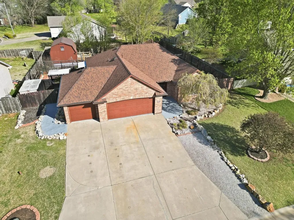 1218 Willowbrook Lane Towanda KS 67144