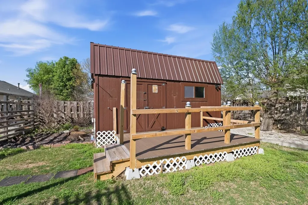 1218 Willowbrook Lane Towanda KS 67144