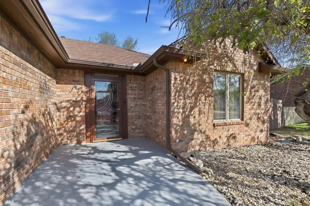 1218 Willowbrook Lane Towanda KS 67144