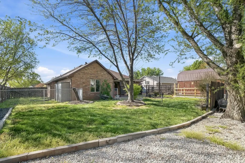 1218 Willowbrook Lane Towanda KS 67144