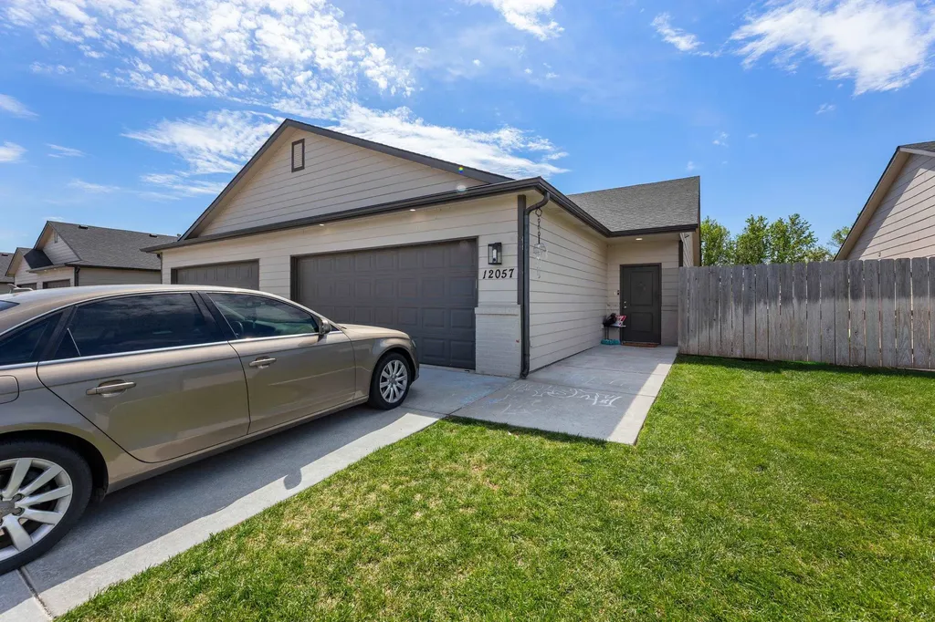 12055 / 12057 W Shadow Lakes Street Maize KS 67205-5261