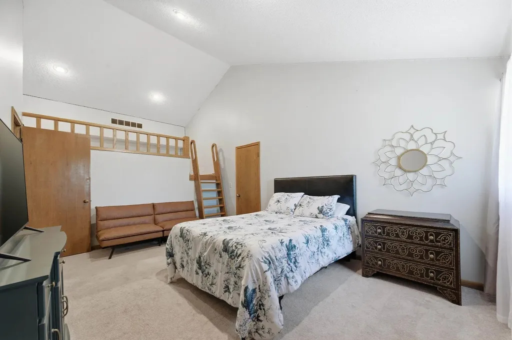 2571 N Greenleaf Court Wichita KS 67226