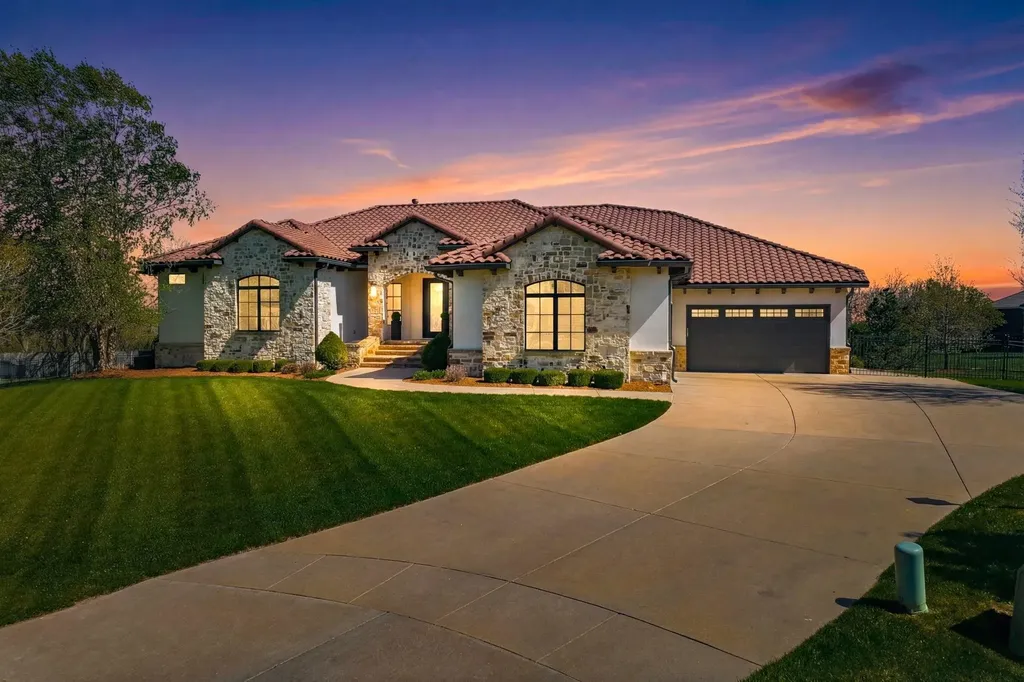 10721 E Crestwood Court Wichita KS 67206