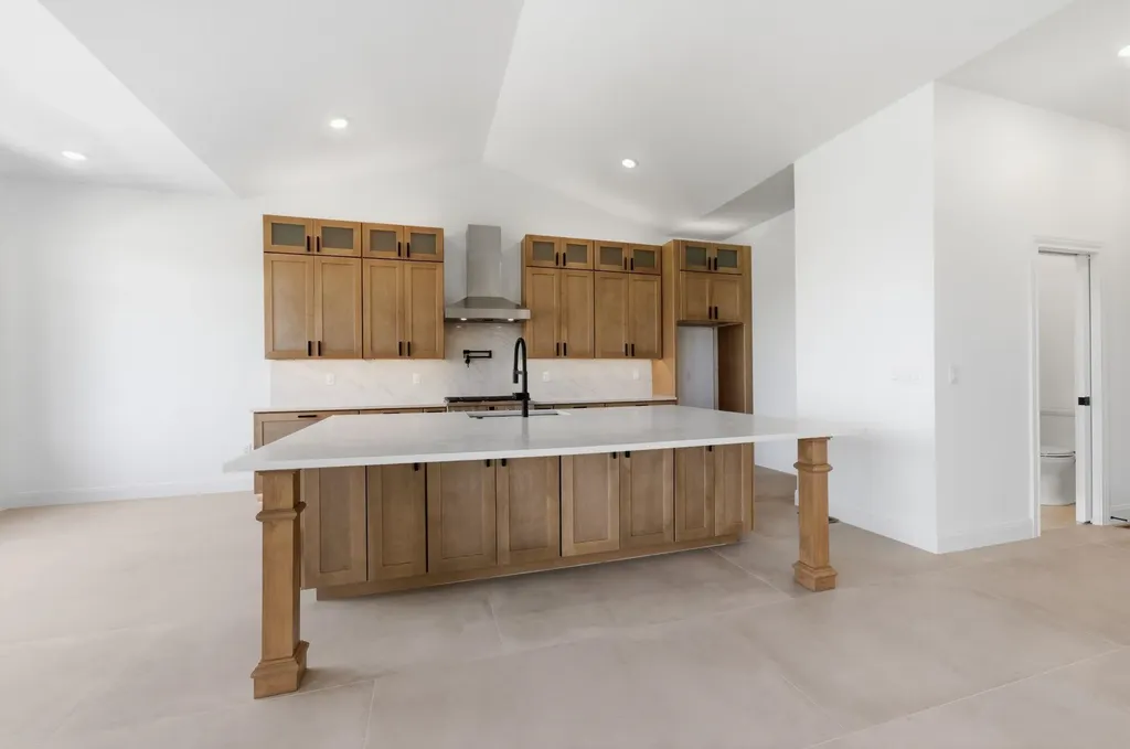 4817 N Bridgewood Court Wichita KS 67226