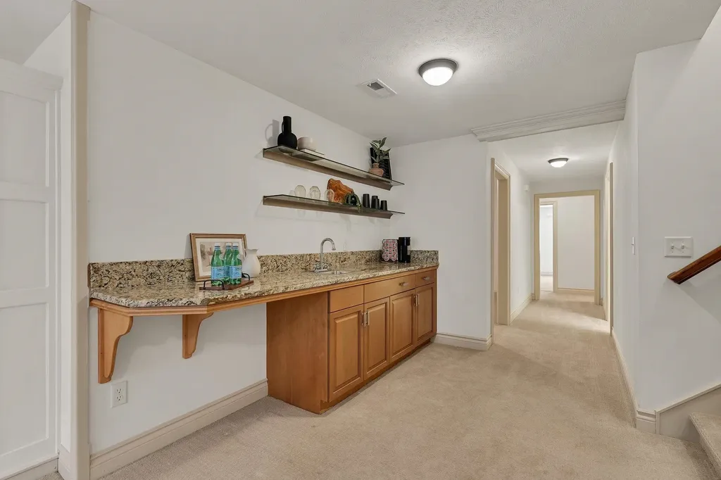 2014 N Paddock Green Court Wichita KS 67206