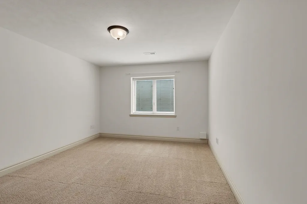 2014 N Paddock Green Court Wichita KS 67206