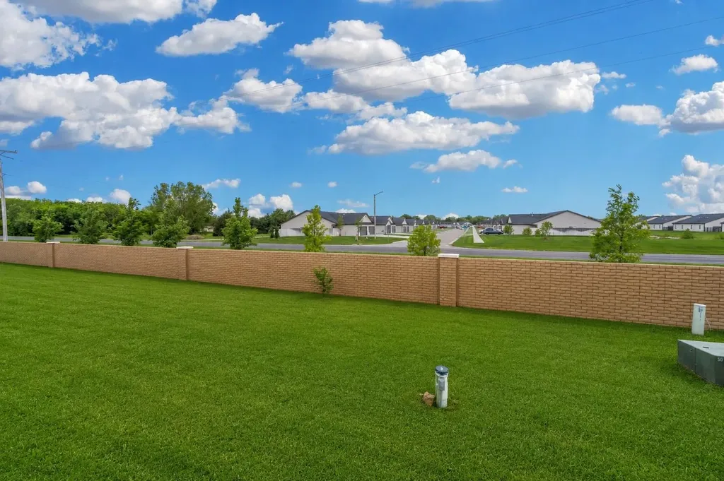 3137 Pine Grove Circle Wichita KS 67205