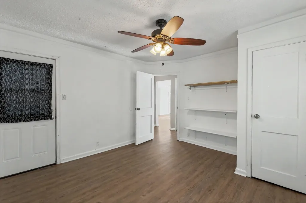 225 S Glendale Wichita KS 67218