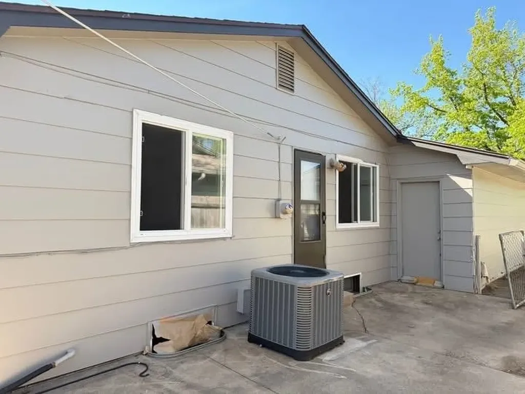 8149 E Zimmerly Street Wichita KS 67207-3253