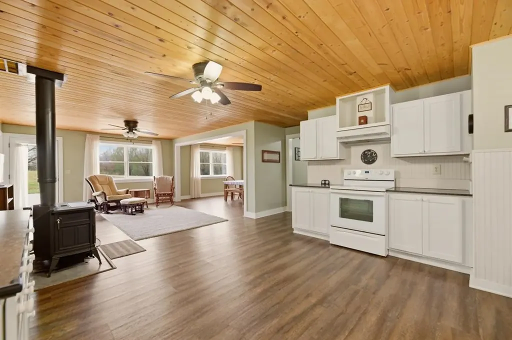 20955 SW Indianola Road Douglass KS 67039