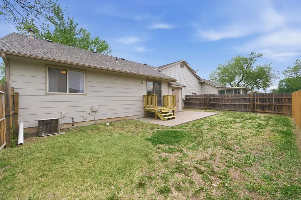 203 E 4th Avenue Cheney KS 67025