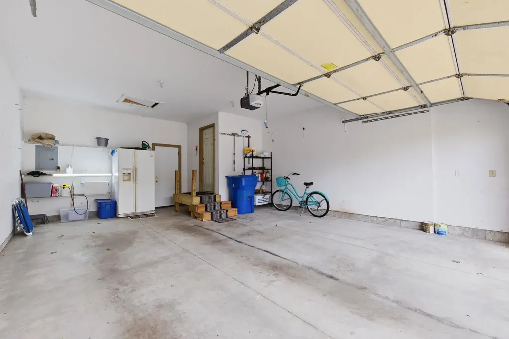 203 E 4th Avenue Cheney KS 67025