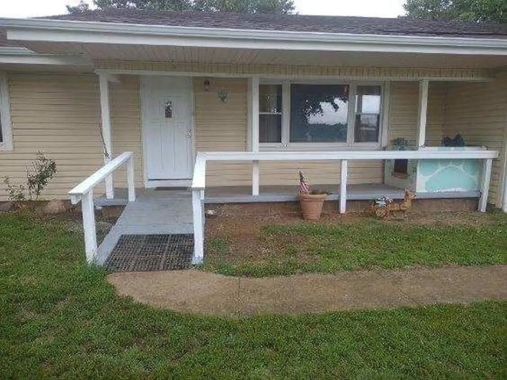 32331 51st Road Arkansas City KS 67005