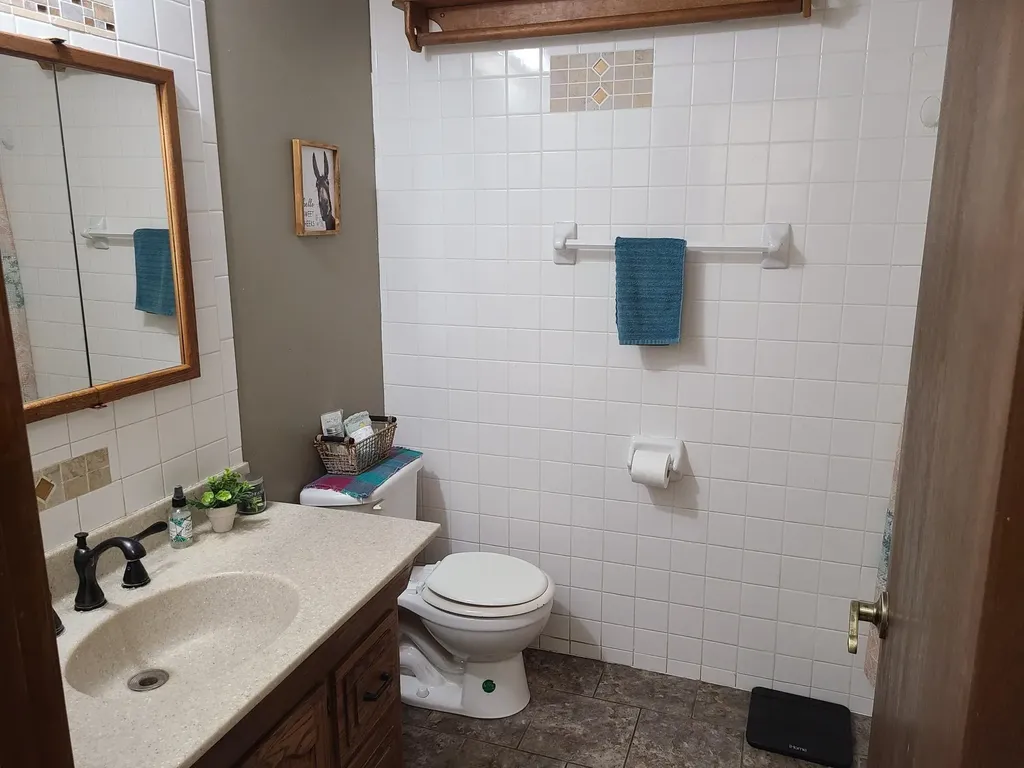 32331 51st Road Arkansas City KS 67005