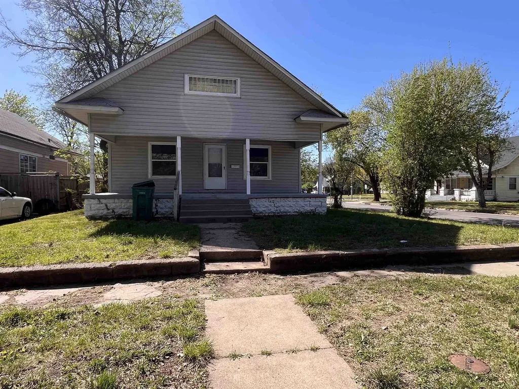 257 N Poplar Avenue Wichita KS 67214