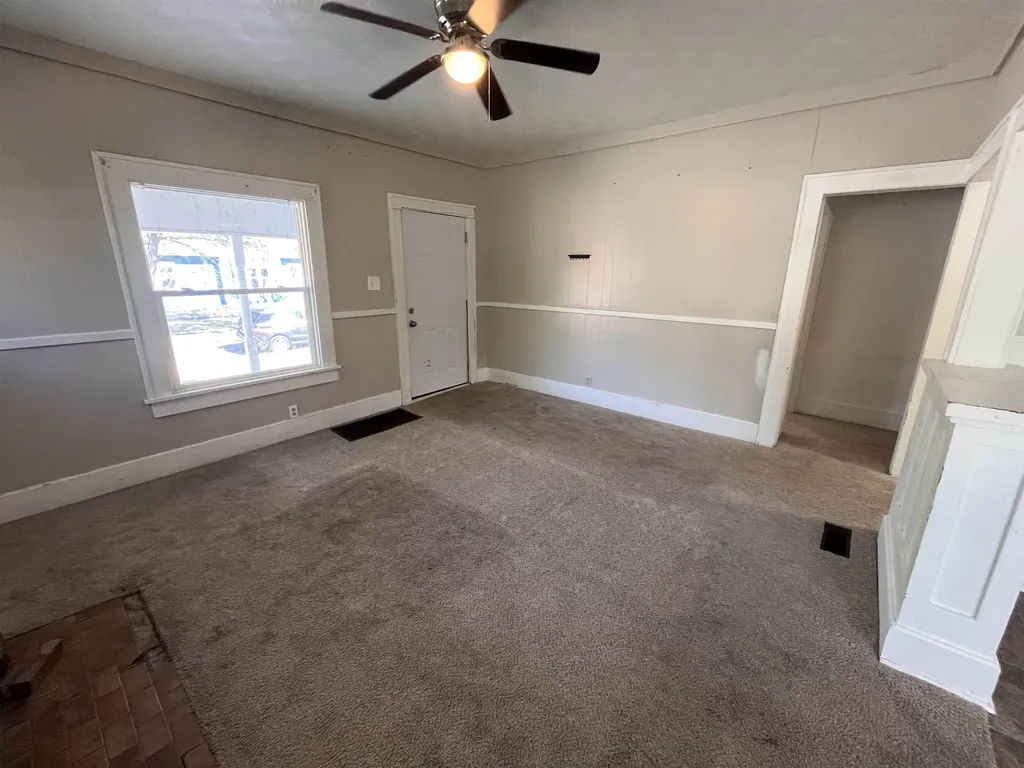 257 N Poplar Avenue Wichita KS 67214