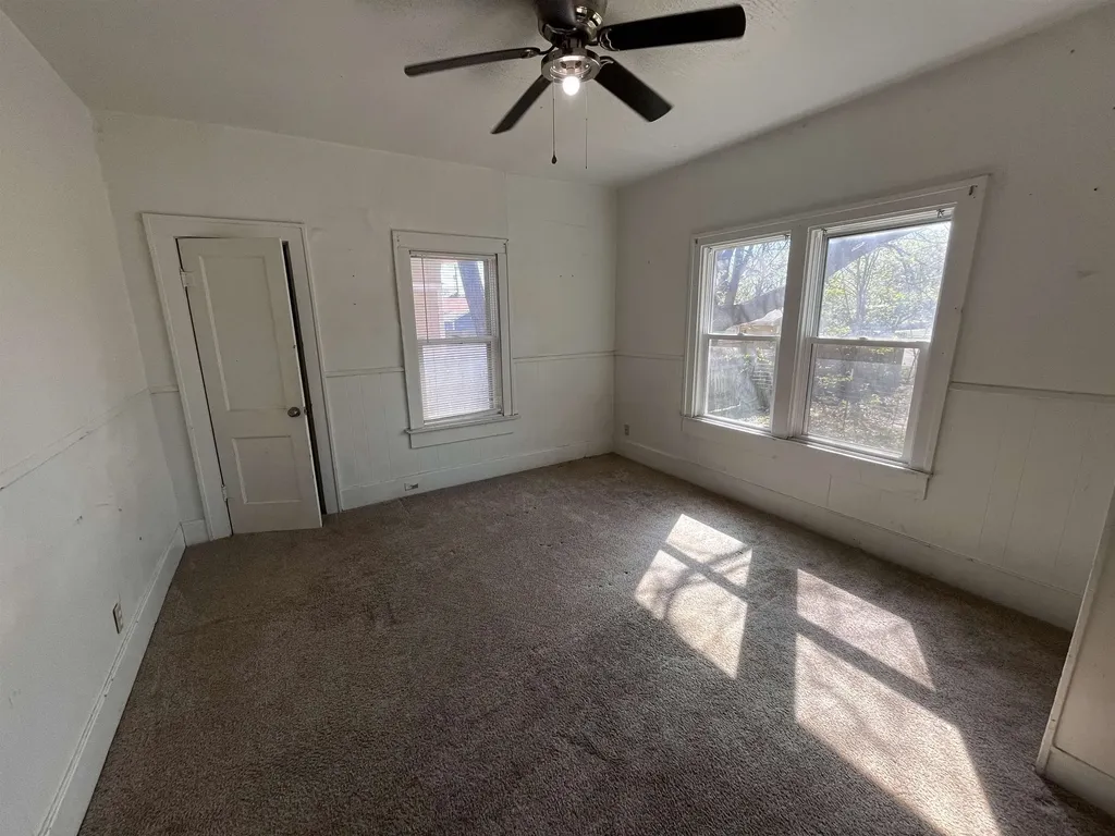257 N Poplar Avenue Wichita KS 67214