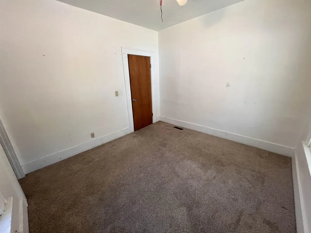257 N Poplar Avenue Wichita KS 67214