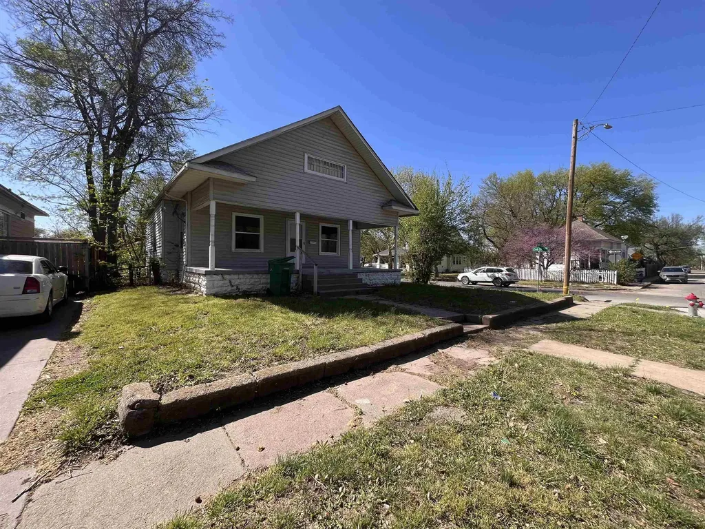 257 N Poplar Avenue Wichita KS 67214