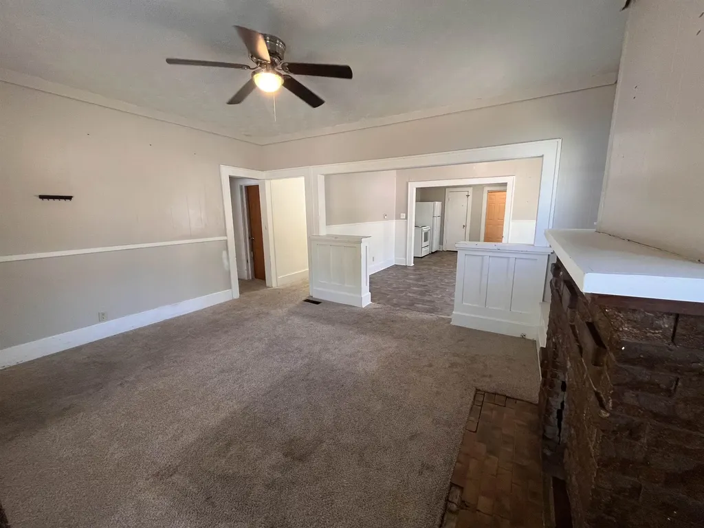 257 N Poplar Avenue Wichita KS 67214