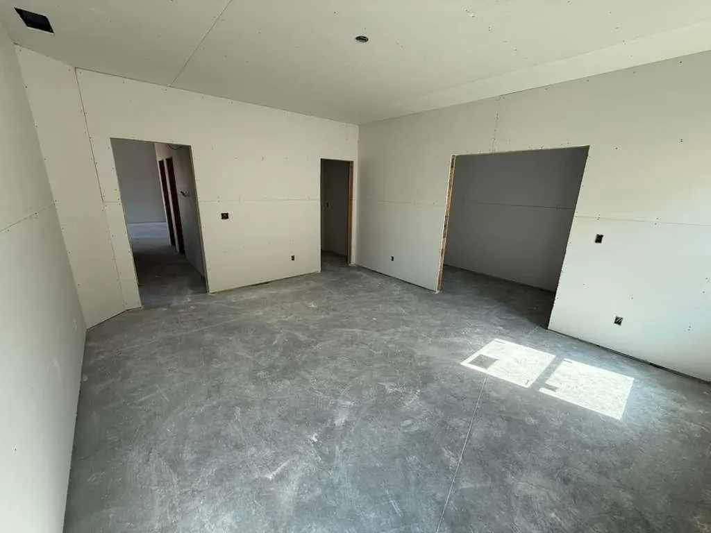 5085 N Toben Drive Bel Aire KS 67226