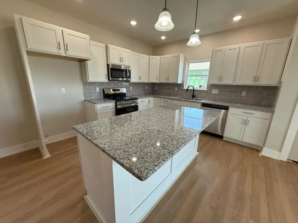8998 Joshua Street Bel Aire KS 67226