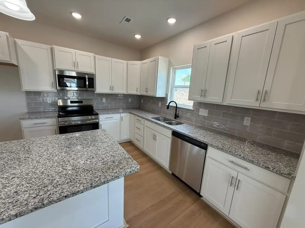 8998 Joshua Street Bel Aire KS 67226