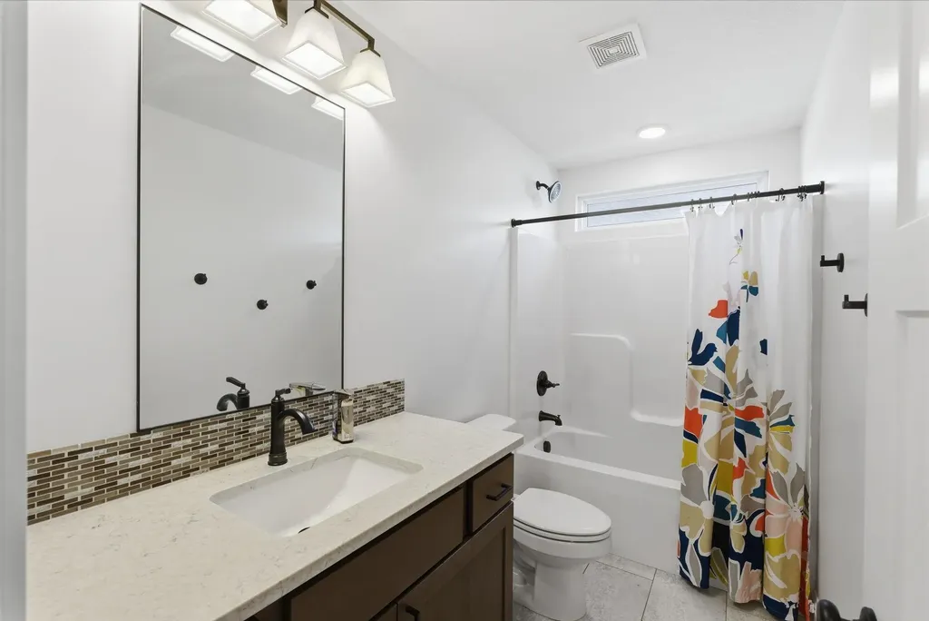 2714 N Bracken Street Wichita KS 67226