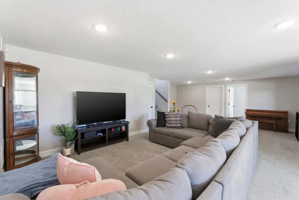 2714 N Bracken Street Wichita KS 67226
