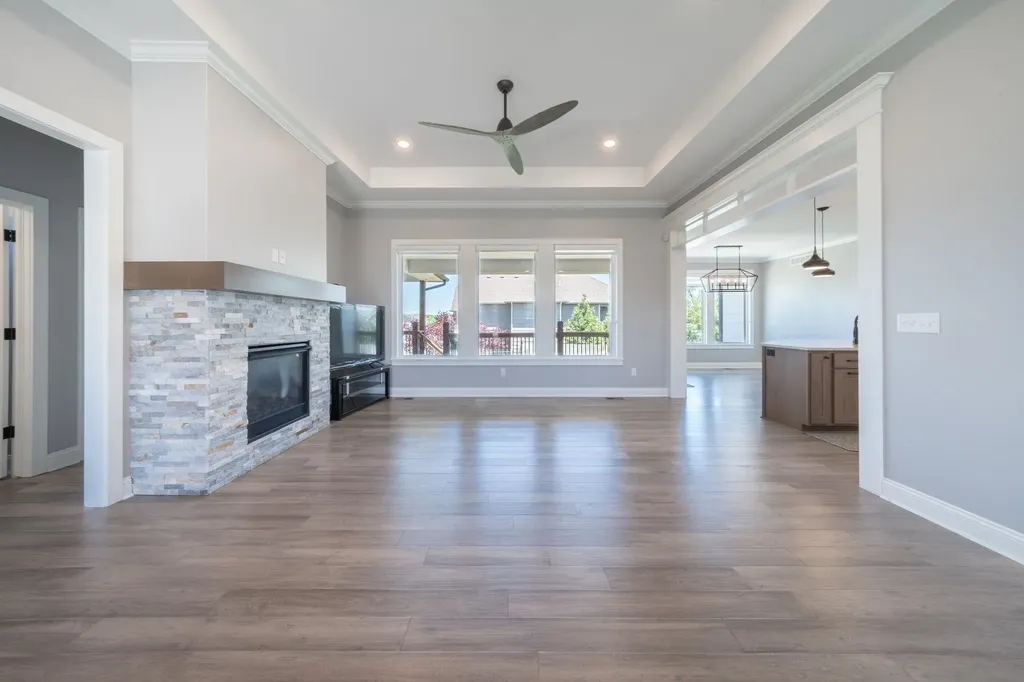 1604 N Shadow Rock Drive Andover KS 67002
