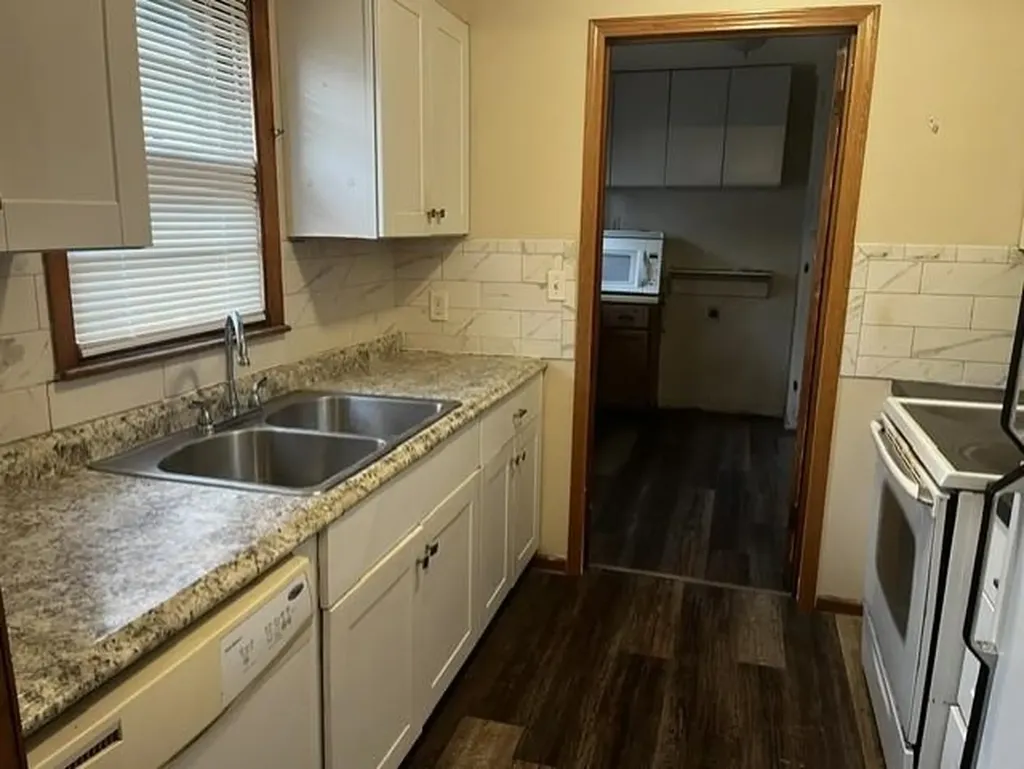 201 W Kinkaid Street Wichita KS 67213