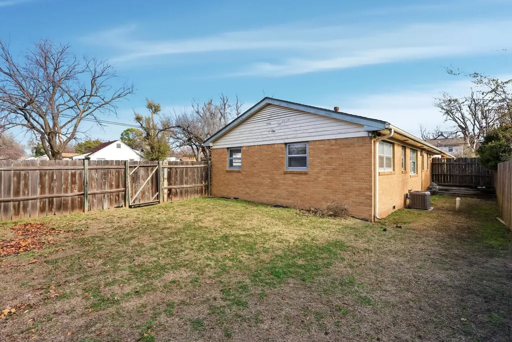 201 W Kinkaid Street Wichita KS 67213