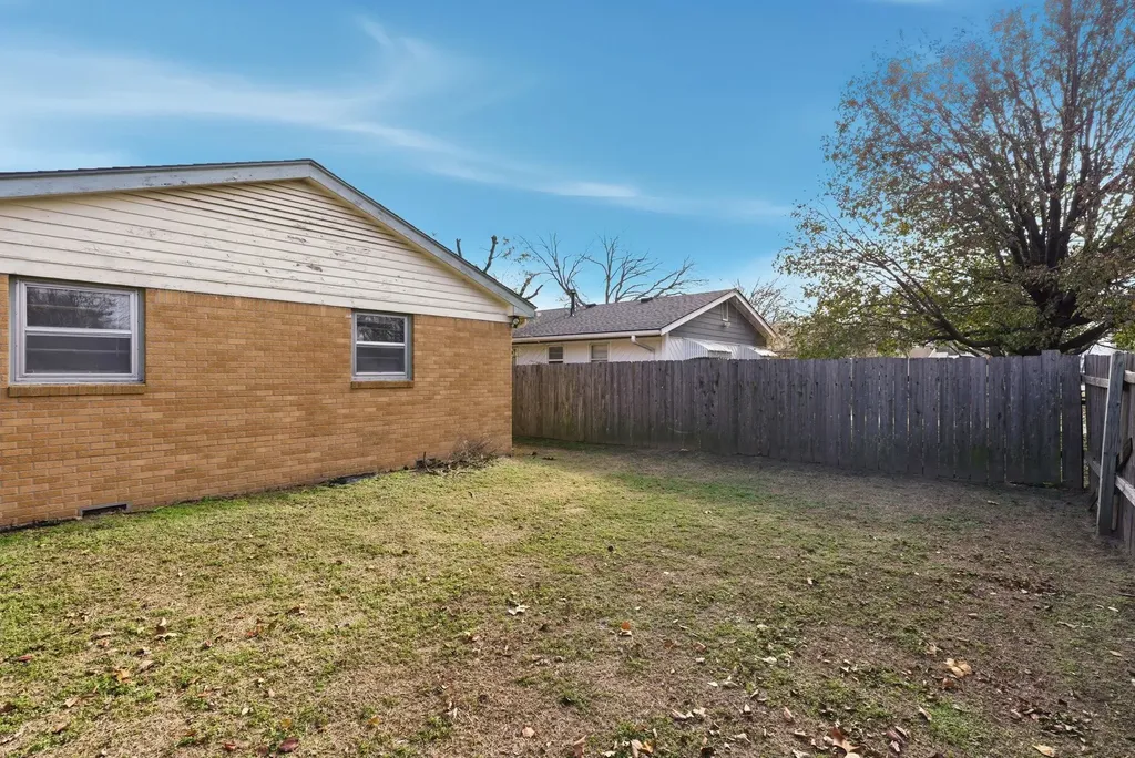 201 W Kinkaid Street Wichita KS 67213