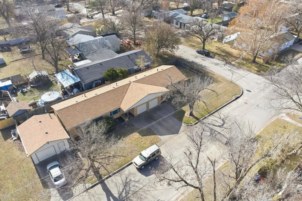 201 W Kinkaid Street Wichita KS 67213