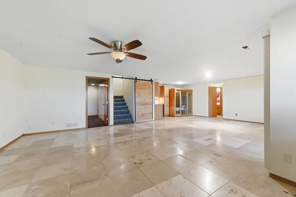2637 N Shefford Street Wichita KS 67205