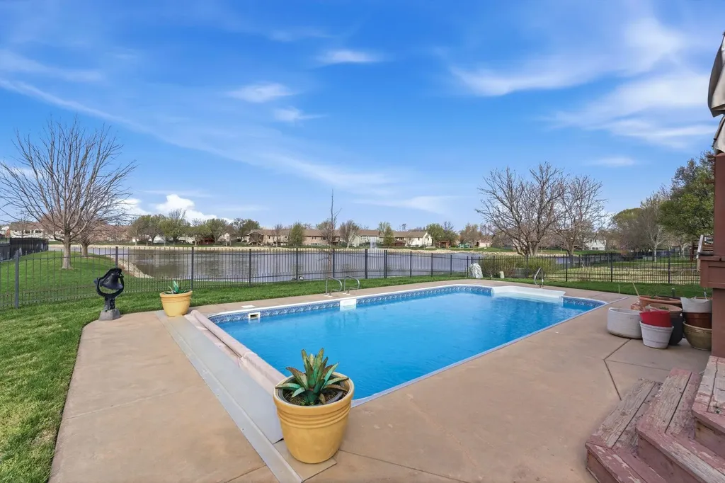 2637 N Shefford Street Wichita KS 67205