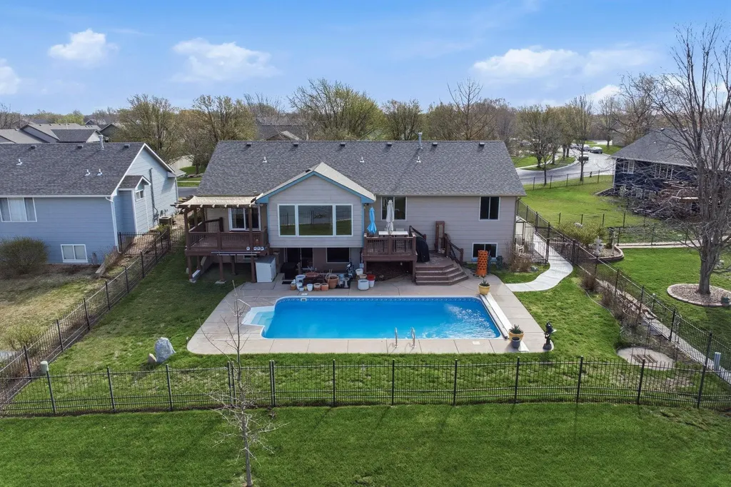 2637 N Shefford Street Wichita KS 67205