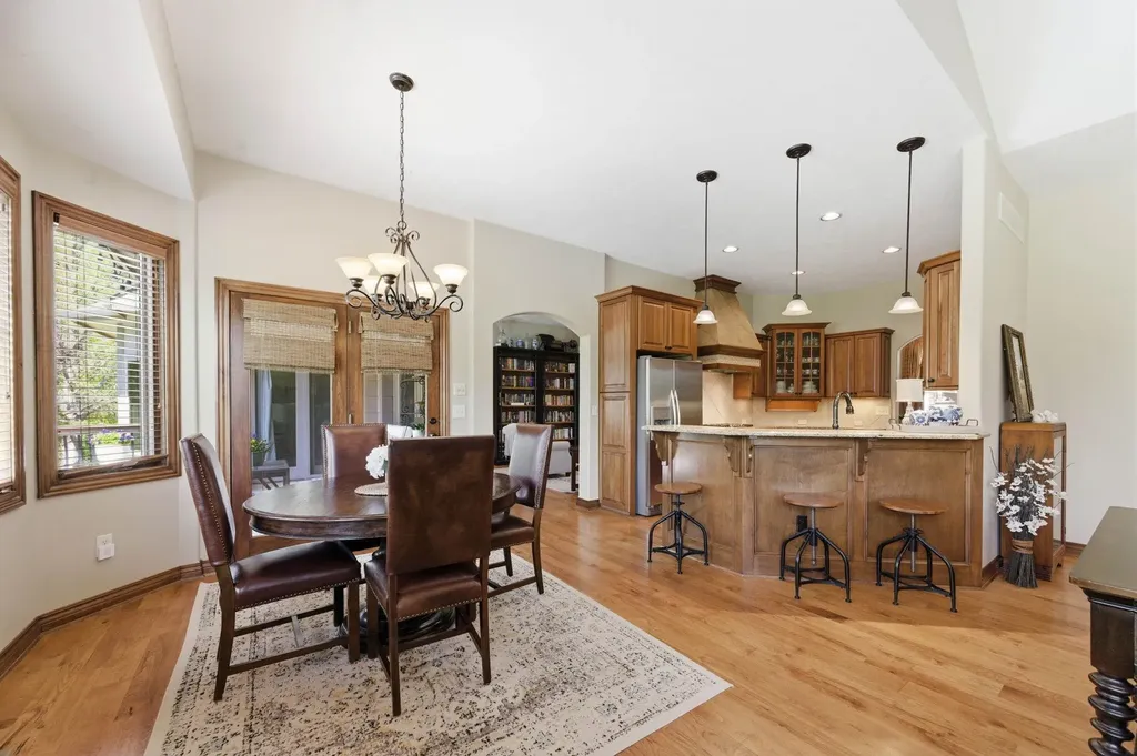 1809 N Glen Wood Circle Wichita KS 67230