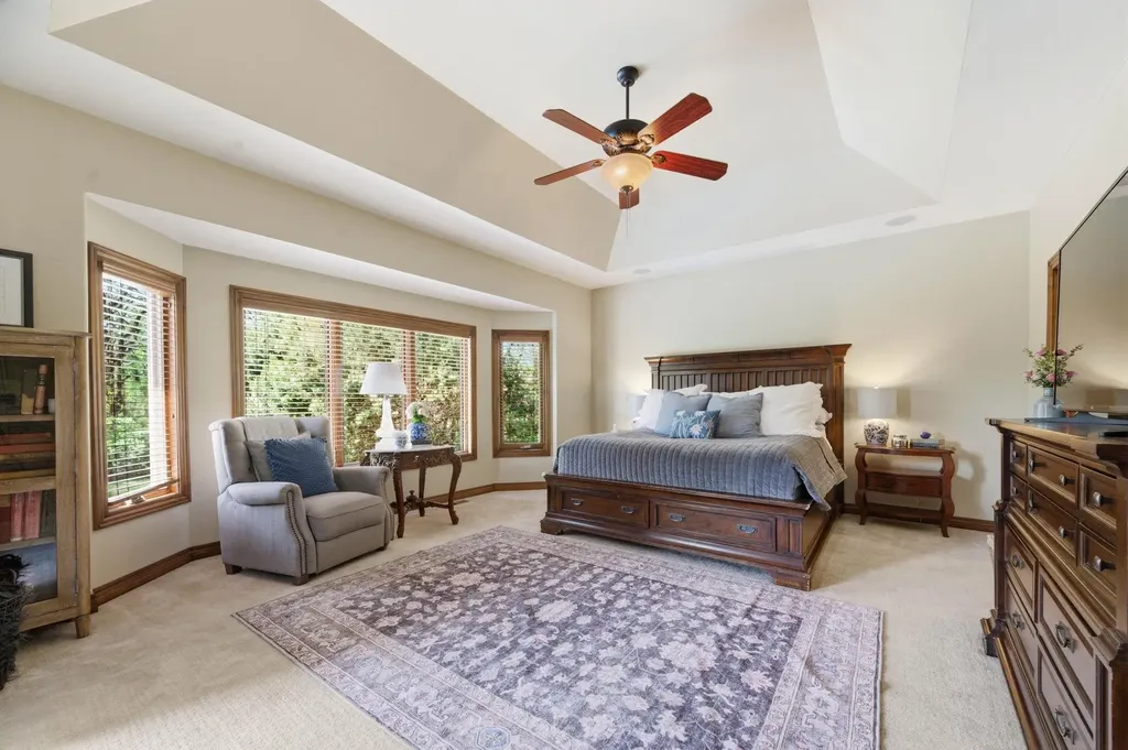 1809 N Glen Wood Circle Wichita KS 67230